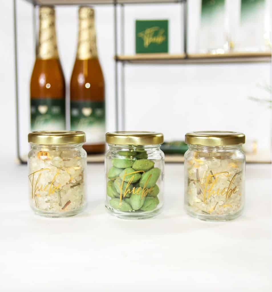 glazen potje met gouden deksel scaled 1 glazen-potje-met-gouden-deksel-scaled-1.jpg