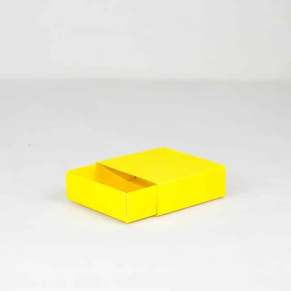 Vierkant-schuifdoosje-geel